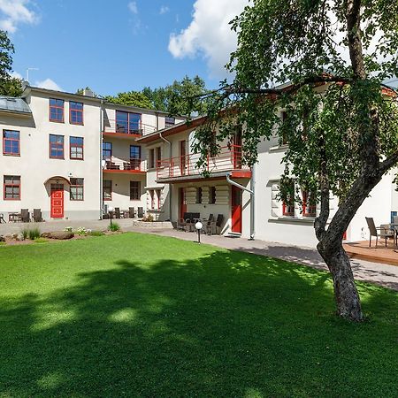 Vabaduse Apartments Пярну Екстериор снимка