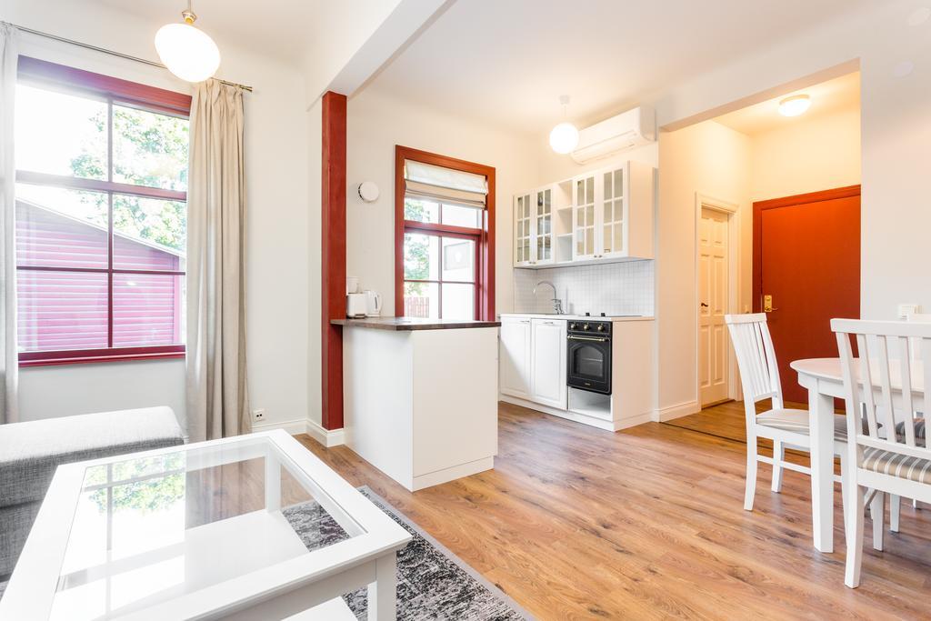 Vabaduse Apartments Пярну Екстериор снимка