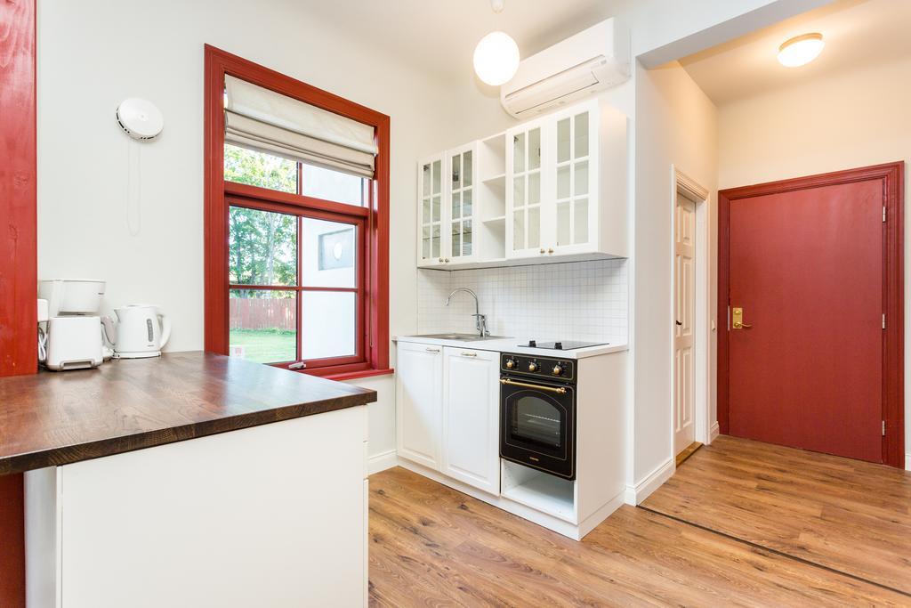 Vabaduse Apartments Пярну Екстериор снимка
