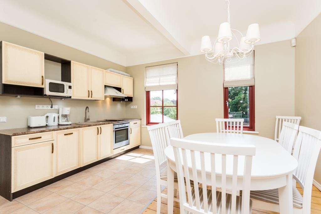 Vabaduse Apartments Пярну Екстериор снимка