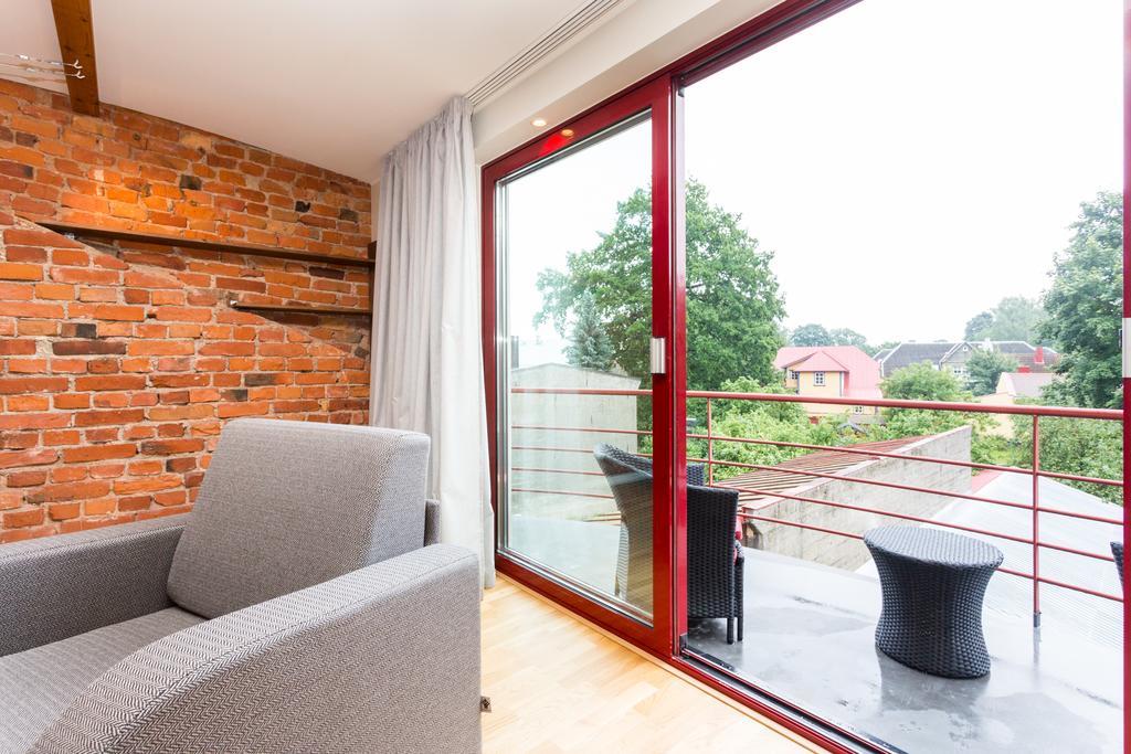 Vabaduse Apartments Пярну Екстериор снимка