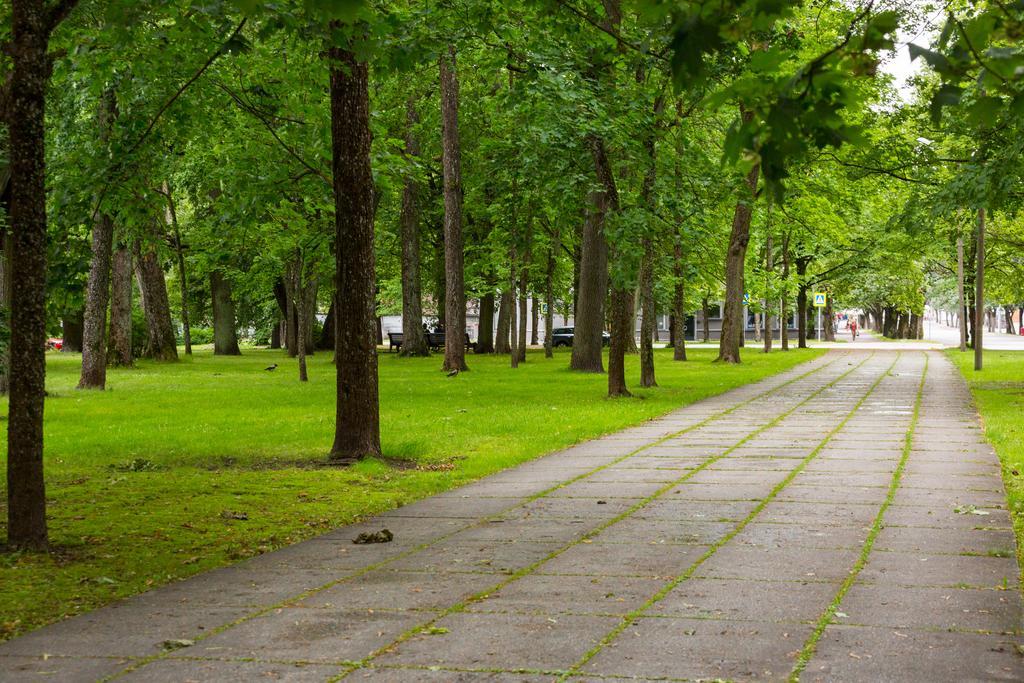 Vabaduse Apartments Пярну Екстериор снимка
