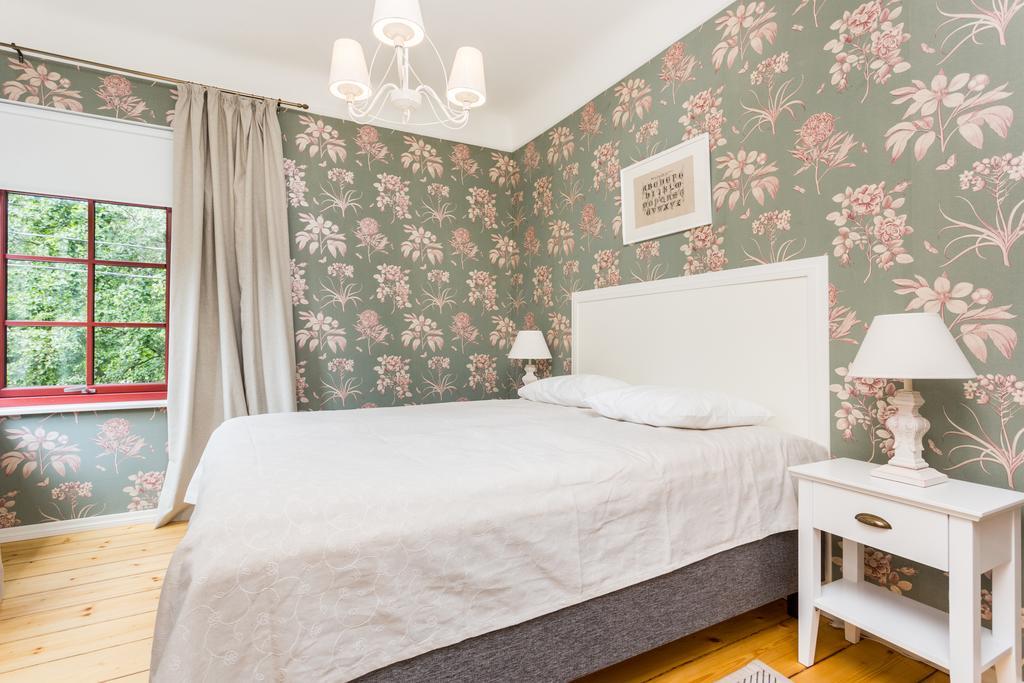 Vabaduse Apartments Пярну Екстериор снимка