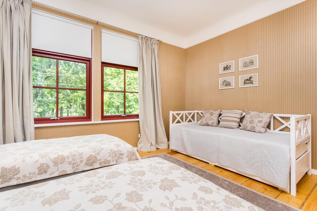 Vabaduse Apartments Пярну Екстериор снимка