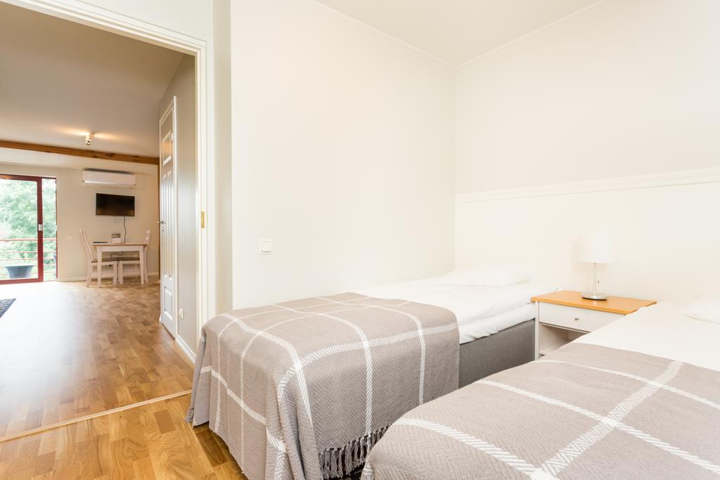 Vabaduse Apartments Пярну Екстериор снимка