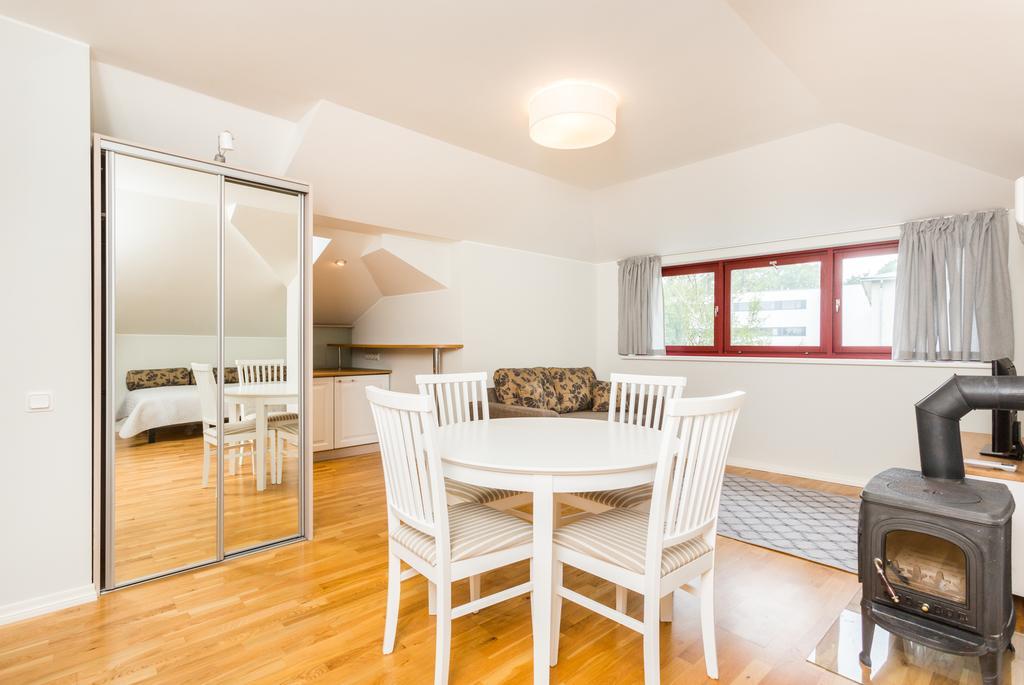 Vabaduse Apartments Пярну Екстериор снимка