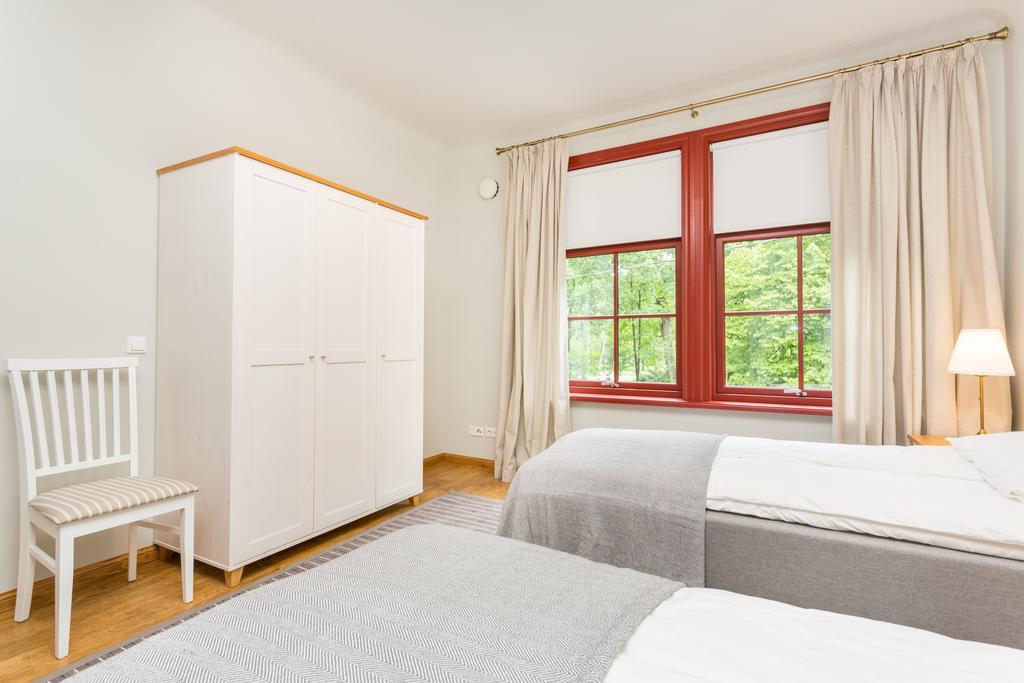 Vabaduse Apartments Пярну Екстериор снимка