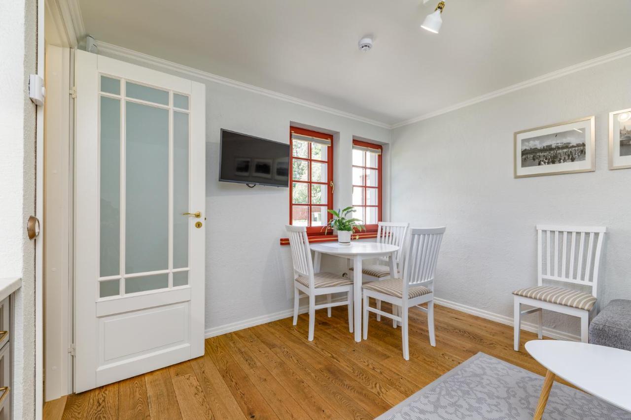Vabaduse Apartments Пярну Екстериор снимка