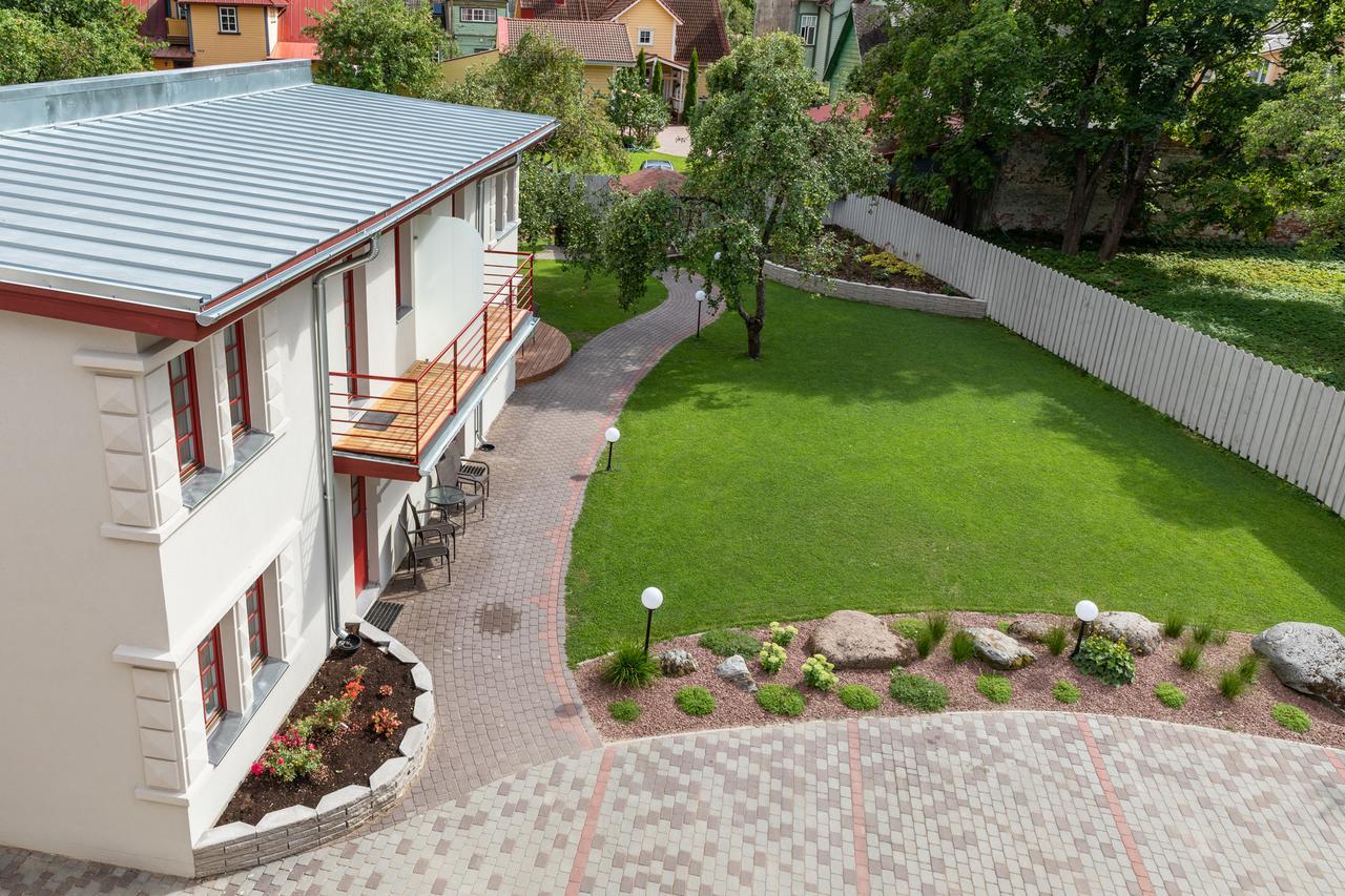 Vabaduse Apartments Пярну Екстериор снимка