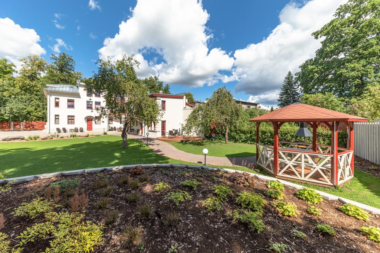 Vabaduse Apartments Пярну Екстериор снимка